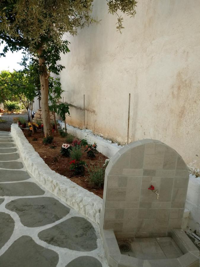 Hotel Poulakis Skála Exterior foto